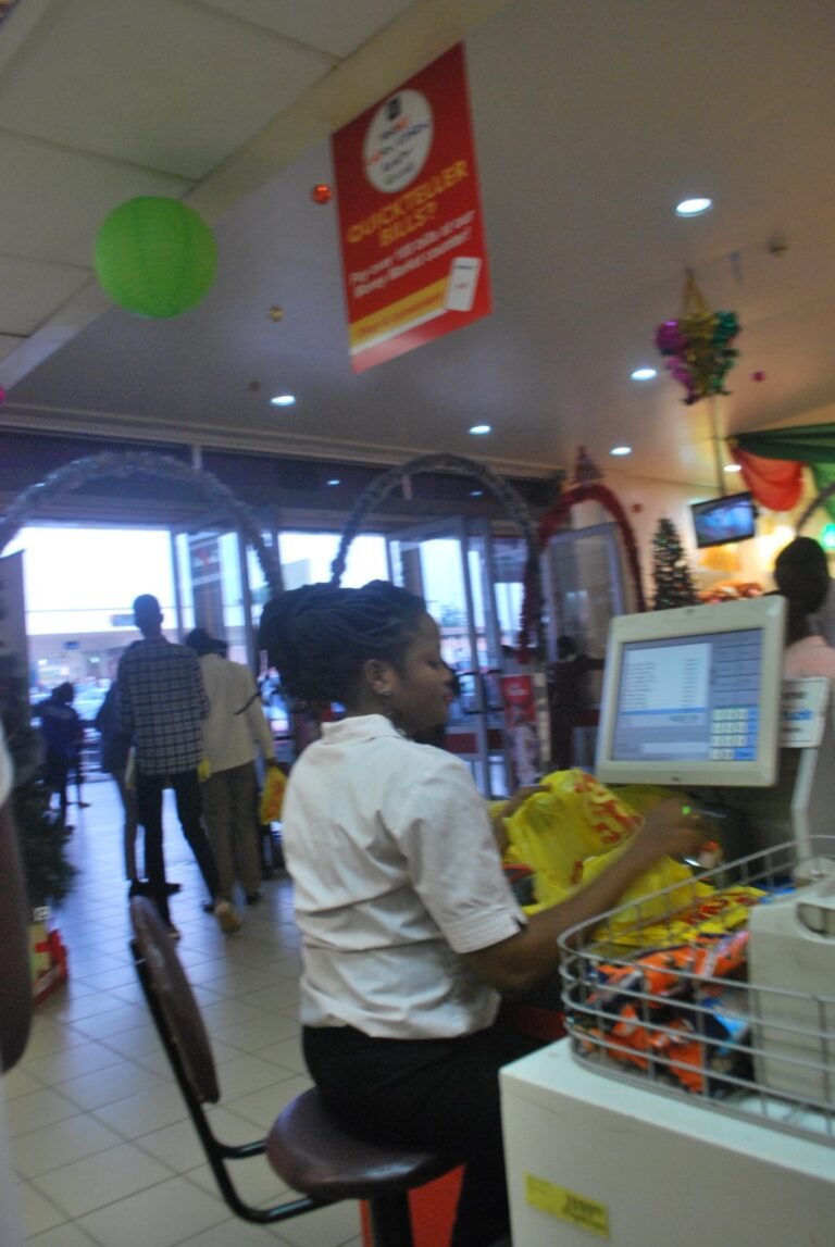 Supermarket Staff Jobs in UAE – High Salary – Apply for Latest Vacancies