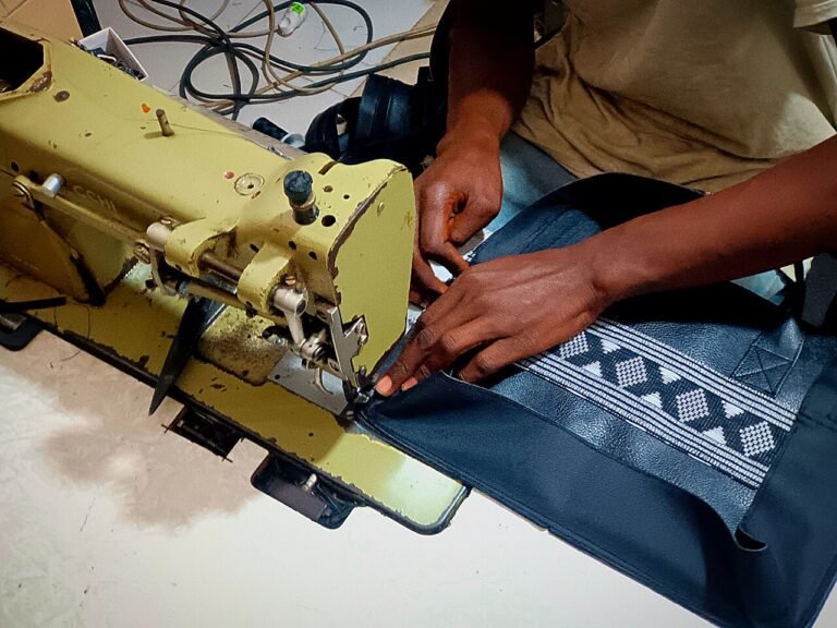 Tailor Jobs in UAE – High Salary – Apply for Latest Vacancies